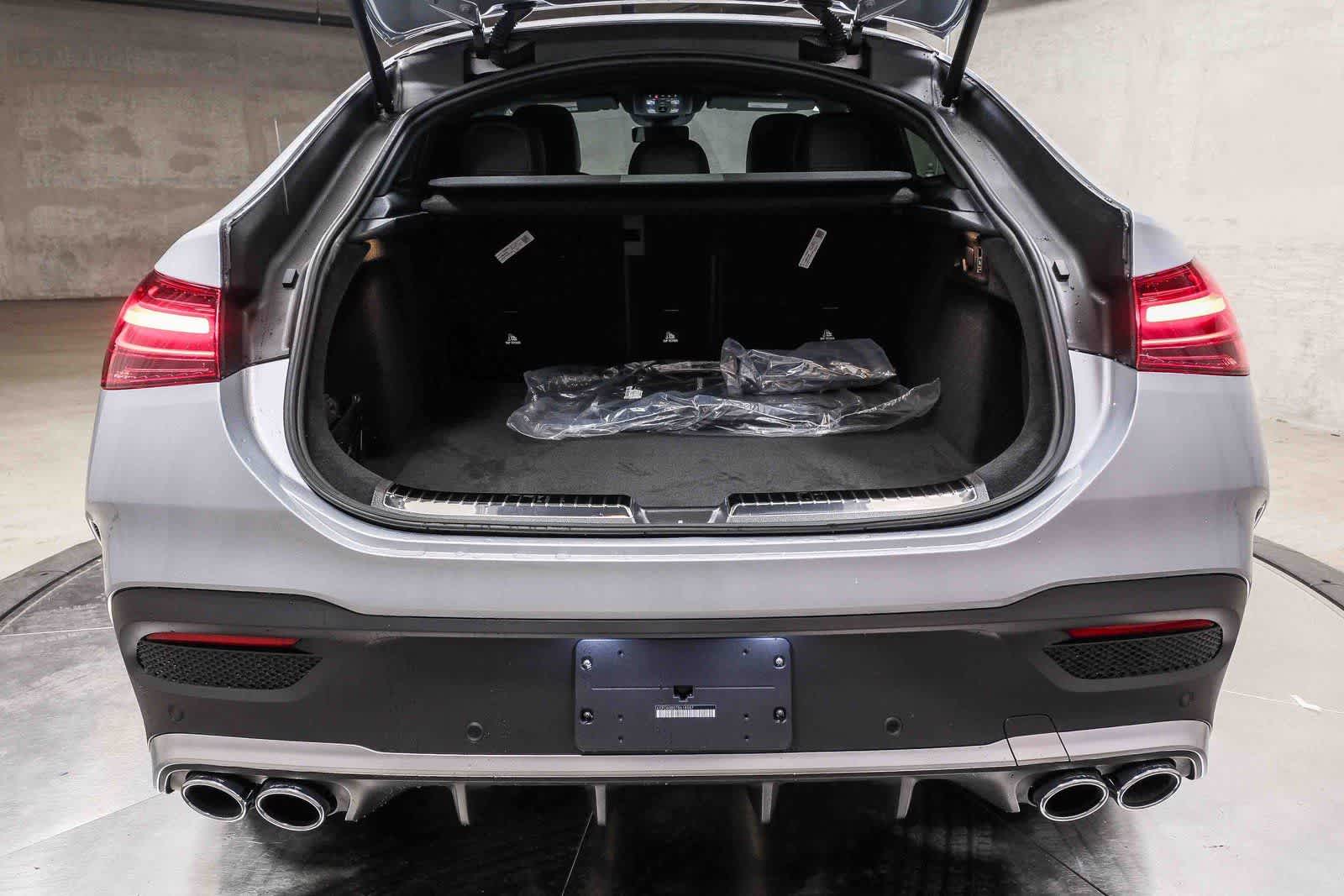 Thumbnail: 2026 Mercedes-Benz GLE - 26