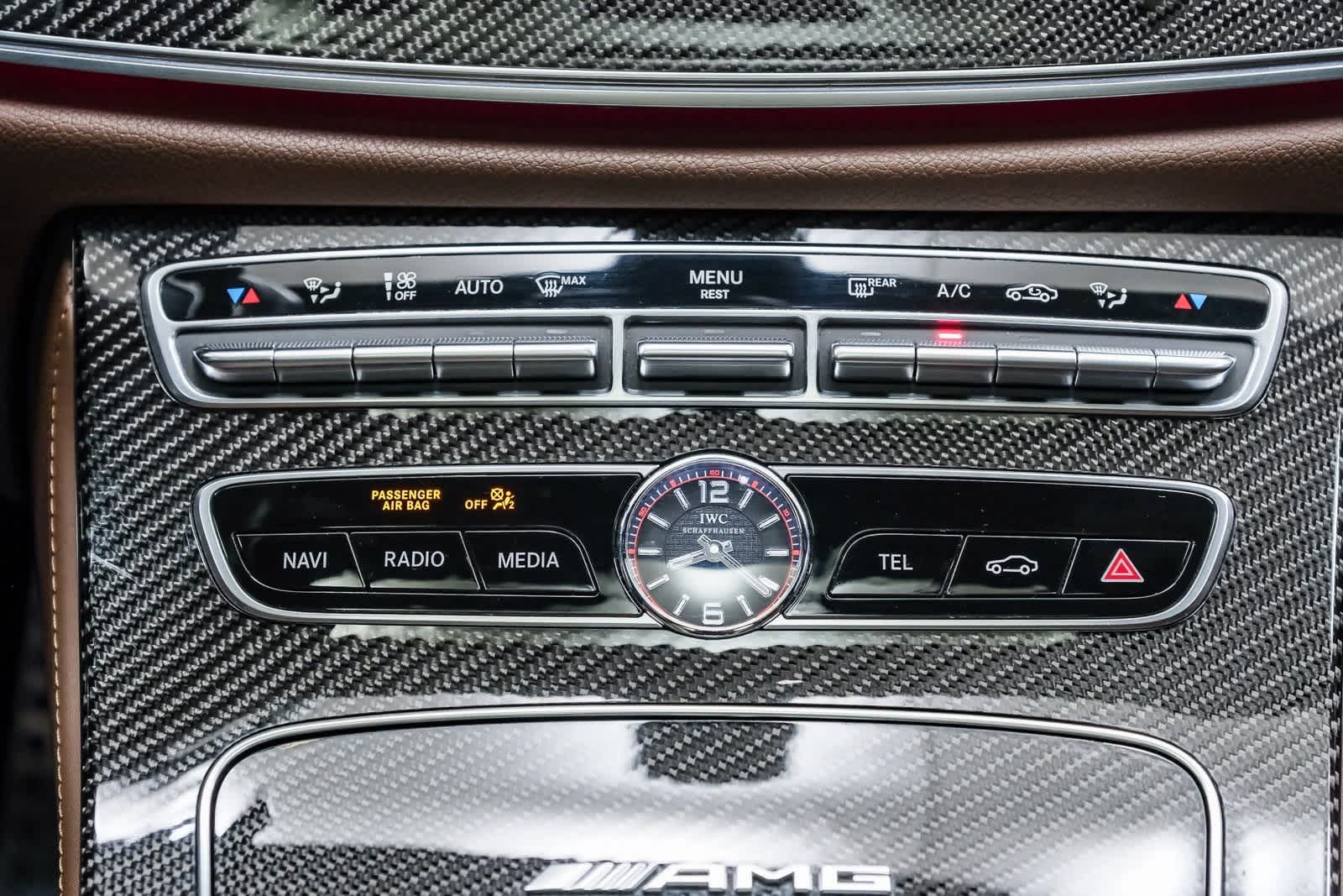 Thumbnail: 2019 Mercedes-Benz E-Class - 15