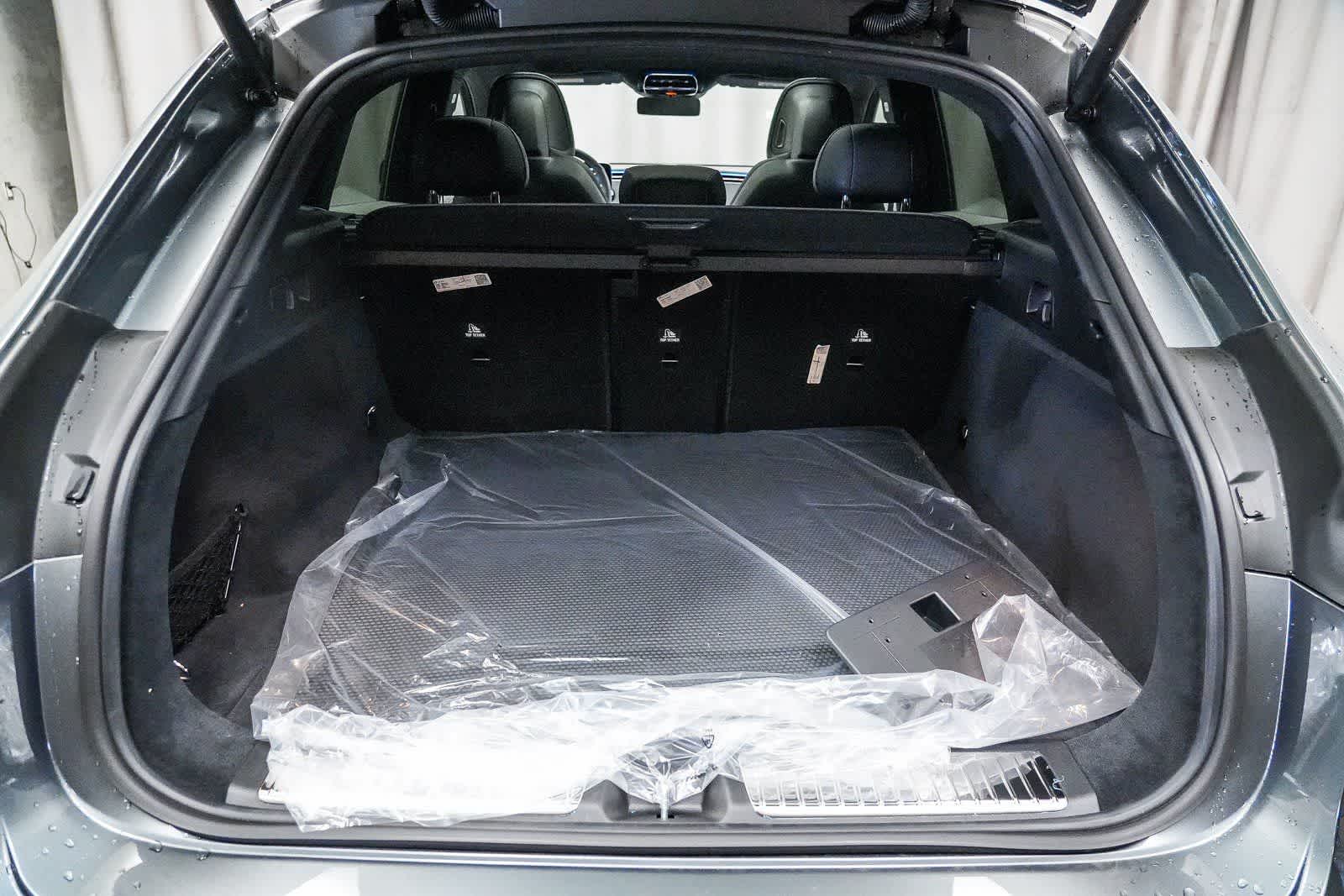 Thumbnail: 2026 Mercedes-Benz EQE - 26