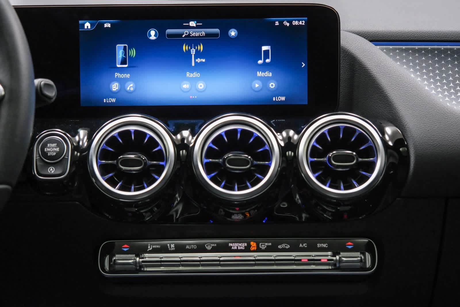 Thumbnail: 2025 Mercedes-Benz GLA - 11