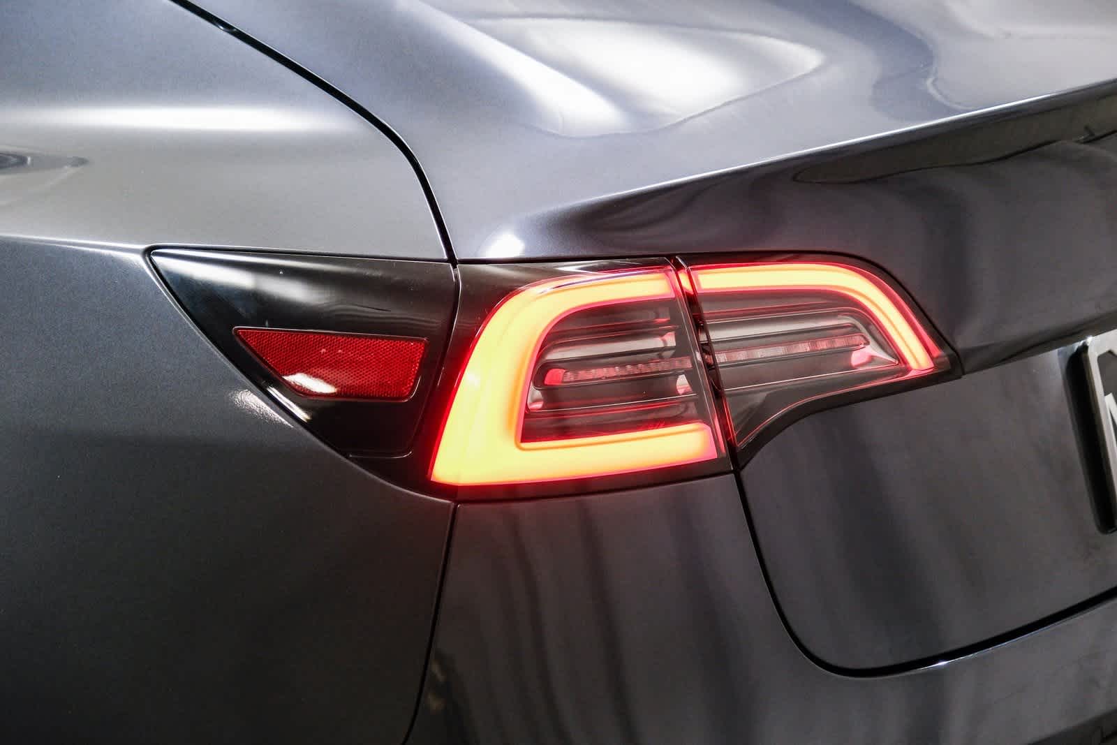 Thumbnail: 2021 Tesla Model 3 - 7