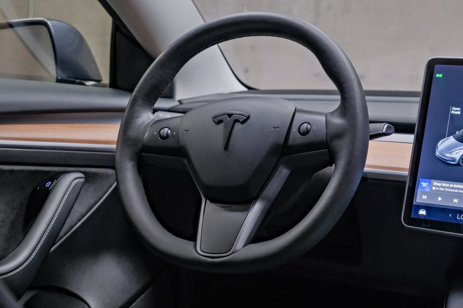 Thumbnail: 2021 Tesla Model 3 - 14