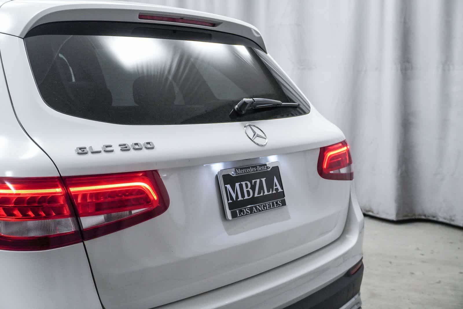 Thumbnail: 2017 Mercedes-Benz GLC - 12