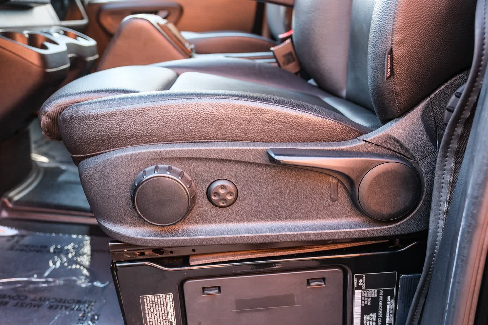 Thumbnail: 2023 Mercedes-Benz Sprinter - 24