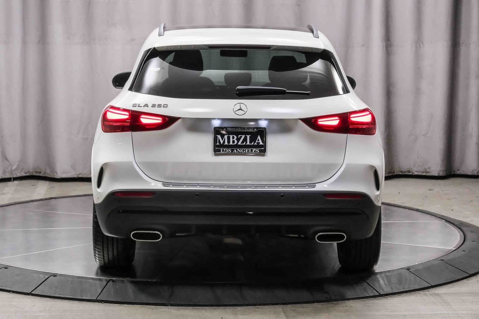 Thumbnail: 2025 Mercedes-Benz GLA - 3