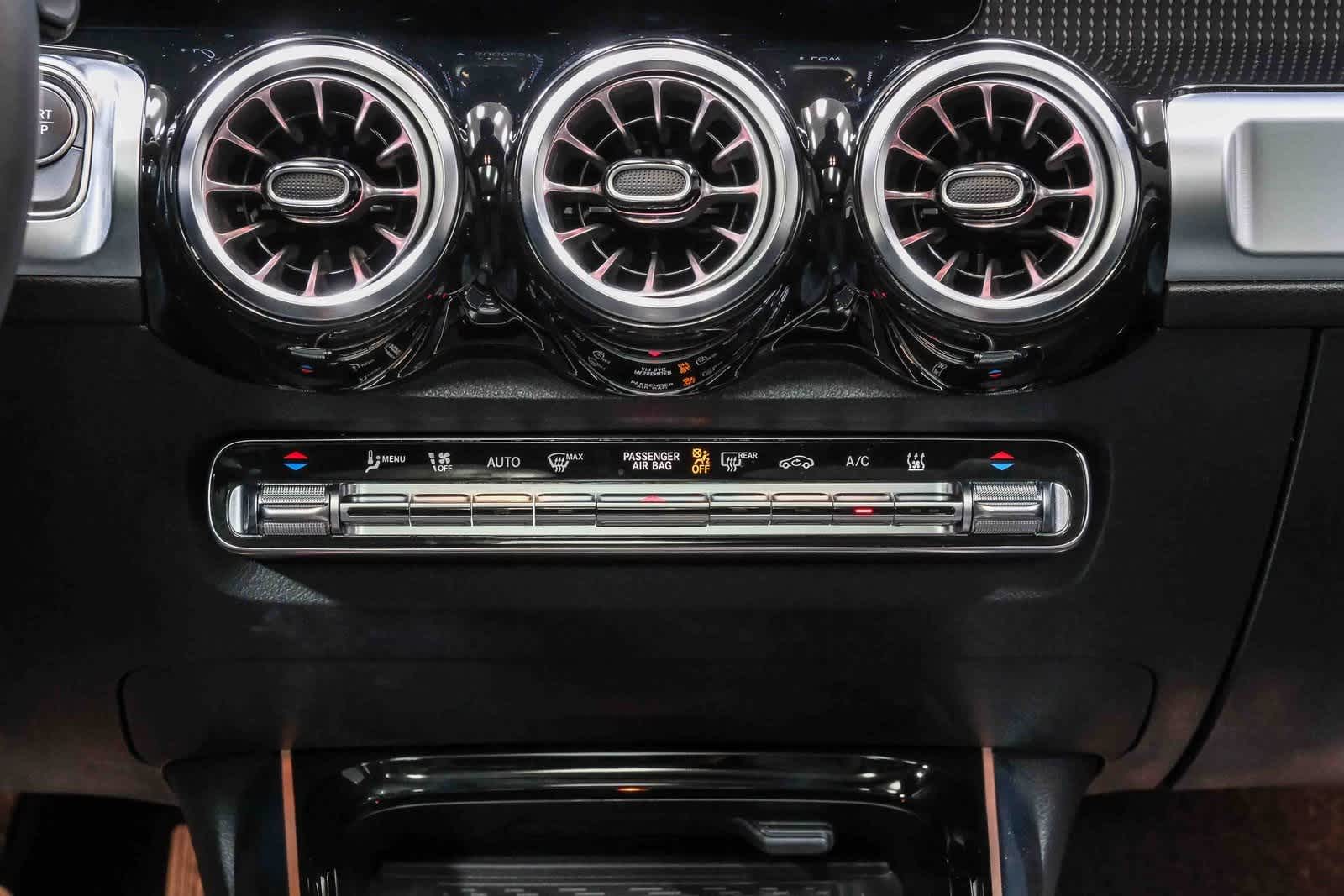 Thumbnail: 2023 Mercedes-Benz EQB - 16