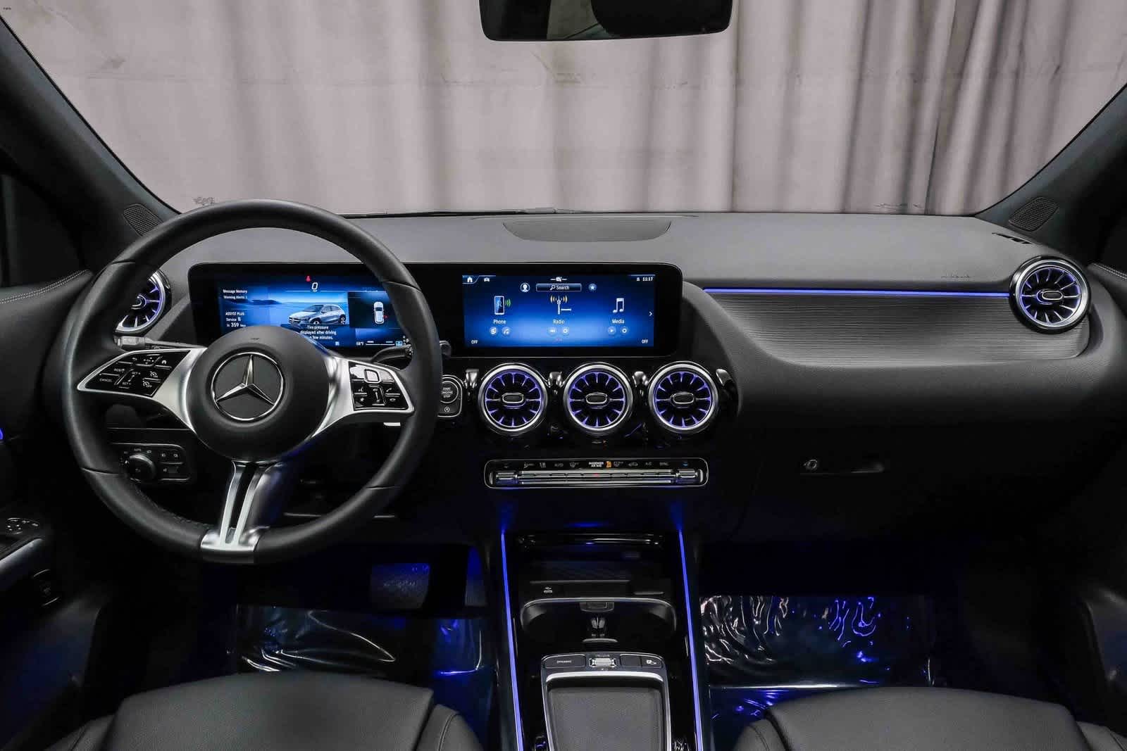 Thumbnail: 2025 Mercedes-Benz GLA - 13