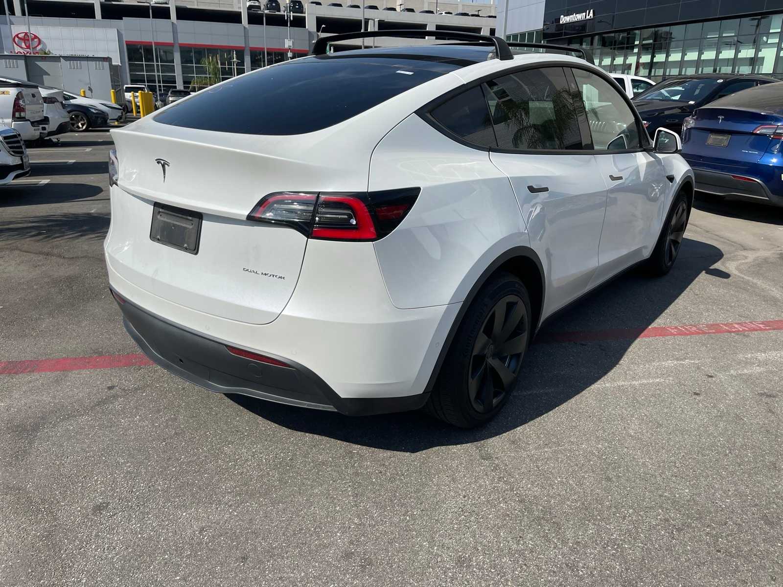 Thumbnail: 2020 Tesla Model Y - 3