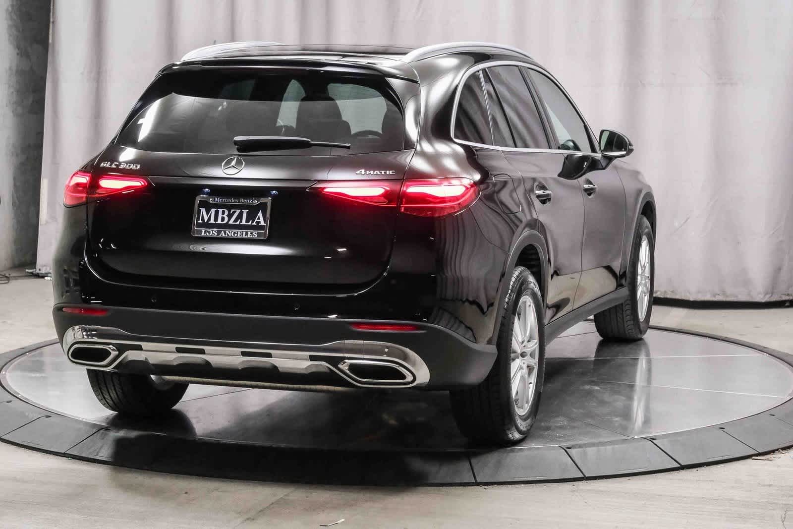 Thumbnail: 2025 Mercedes-Benz GLC - 4