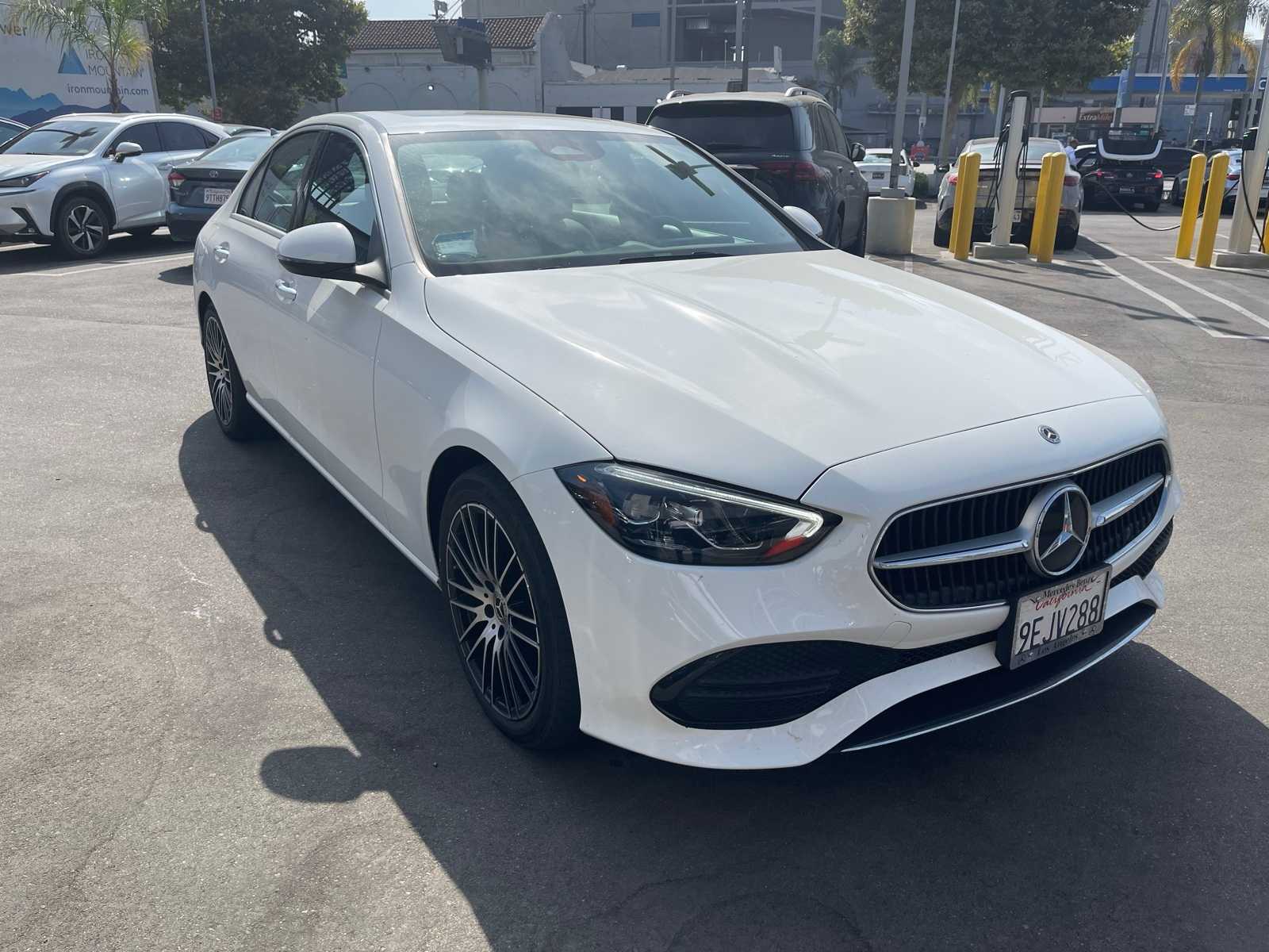 Thumbnail: 2022 Mercedes-Benz C-Class - 4
