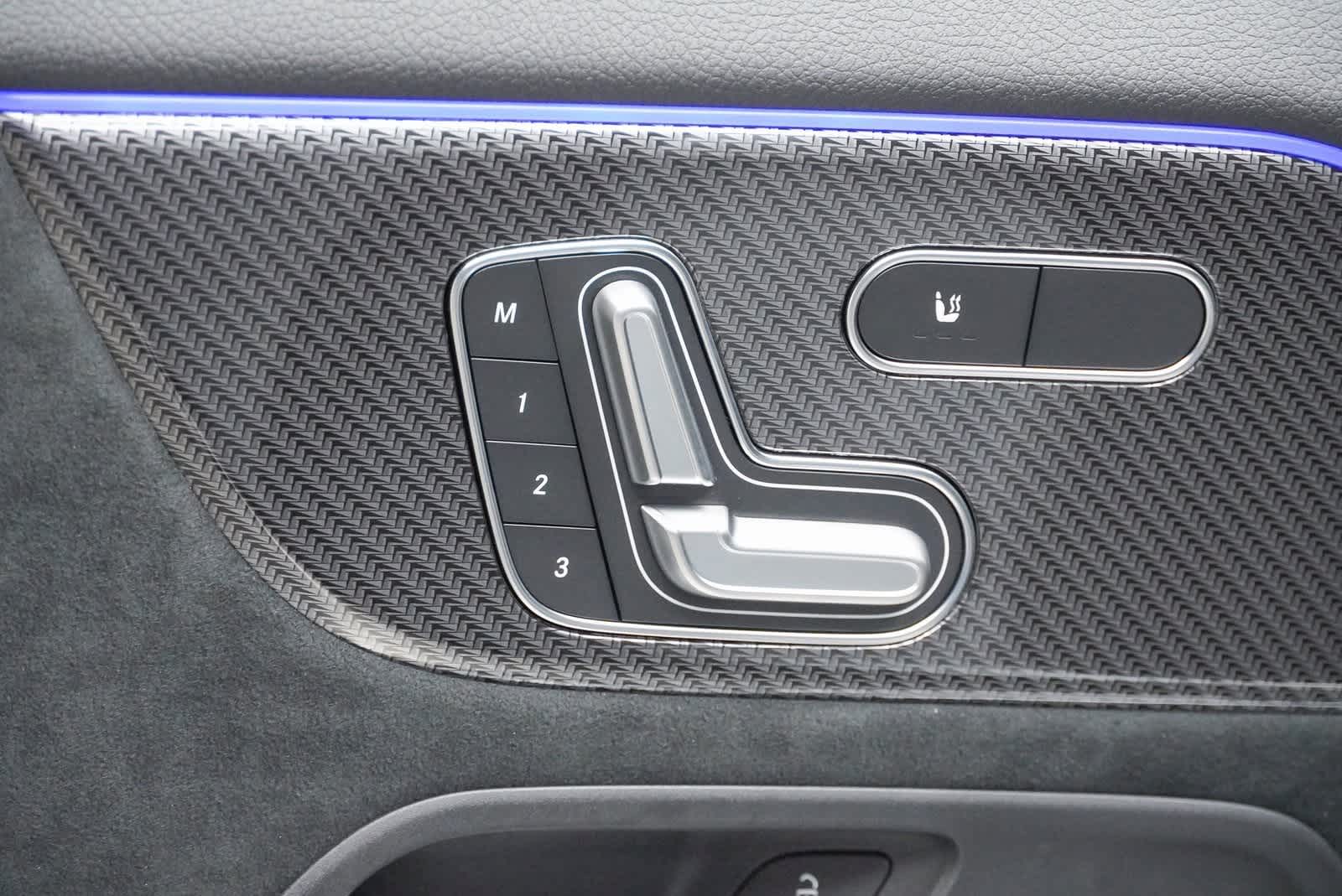 Thumbnail: 2025 Mercedes-Benz GLA - 23