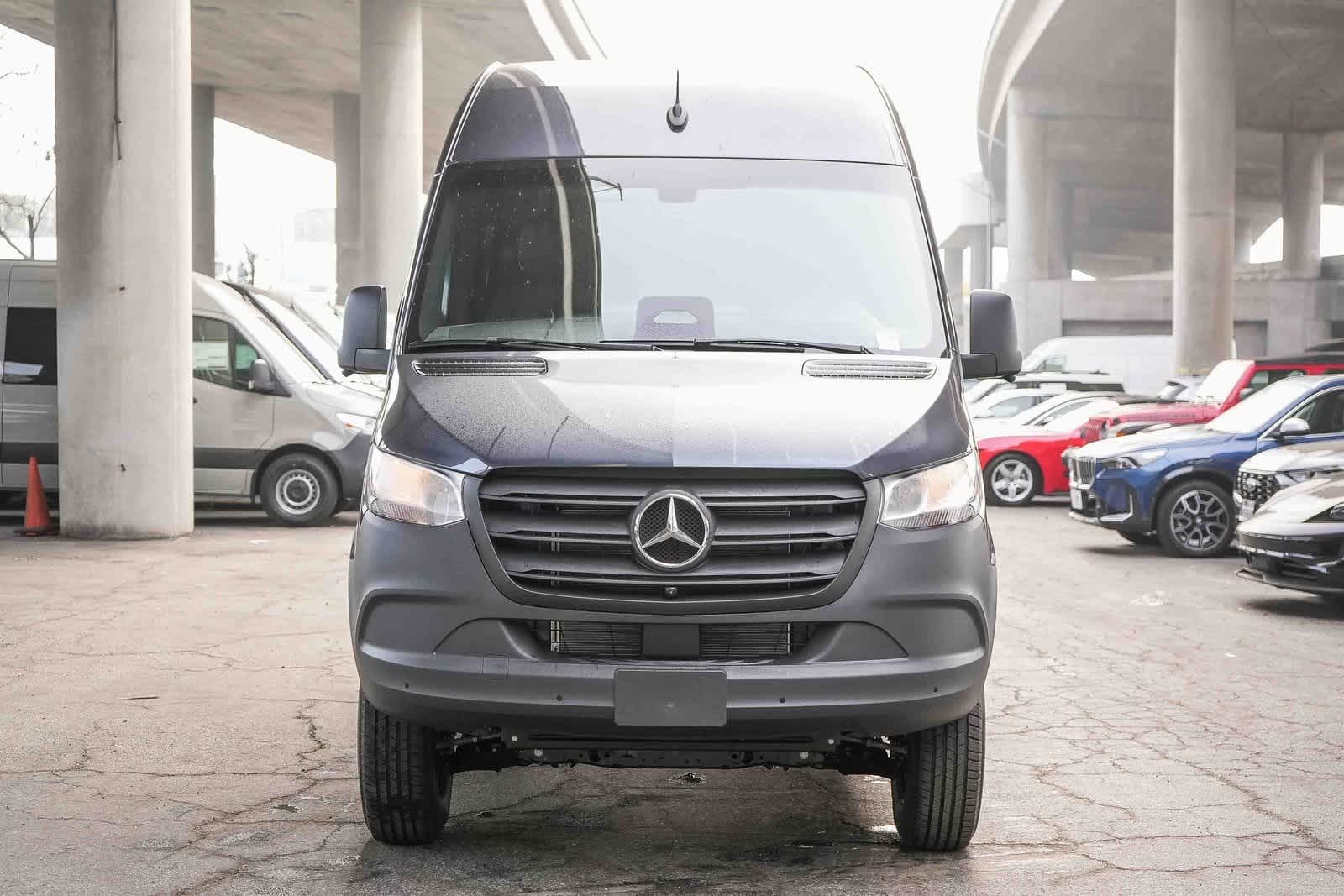Thumbnail: 2026 Mercedes-Benz Sprinter - 2