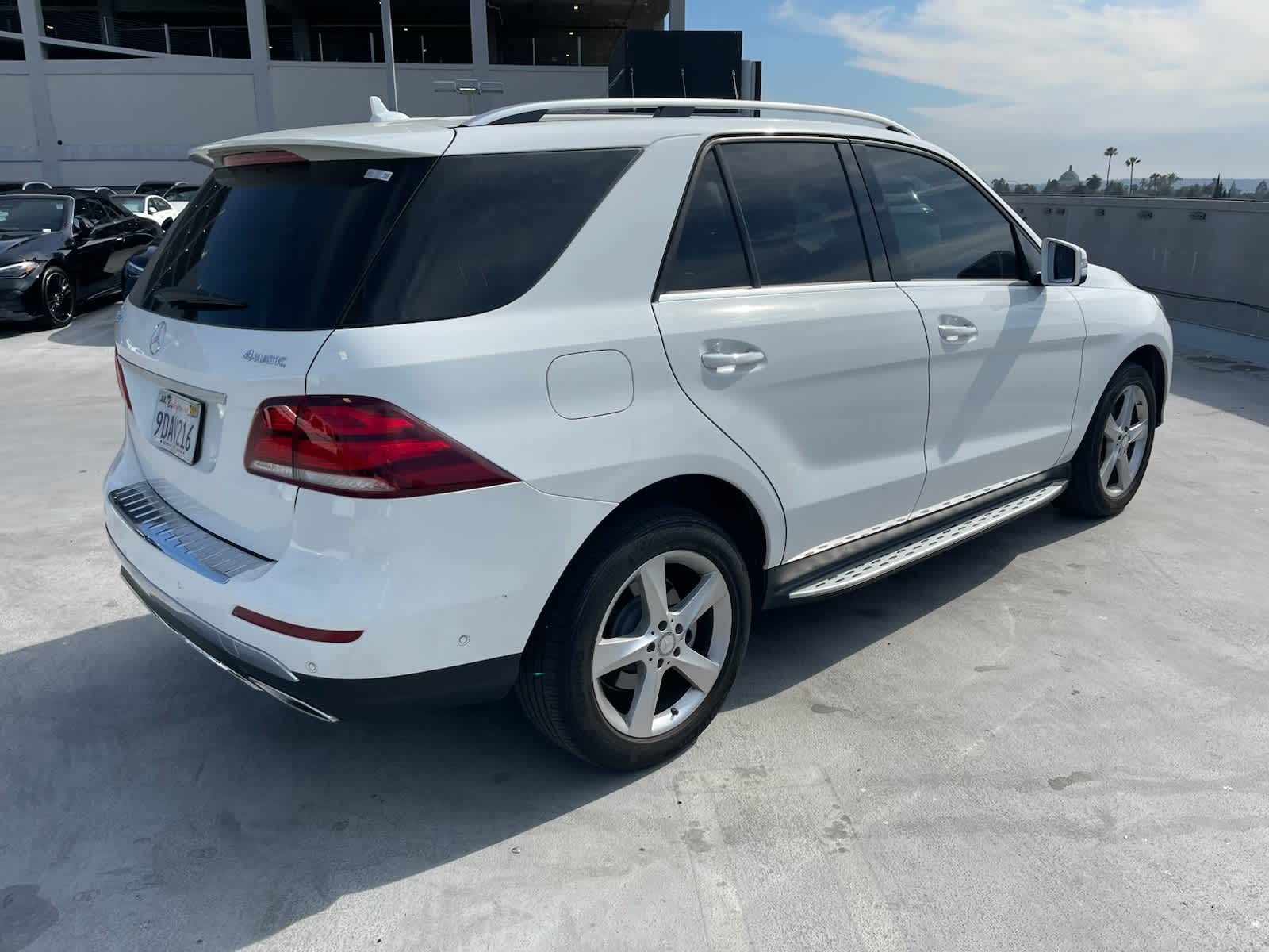 Thumbnail: 2016 Mercedes-Benz GLE - 3