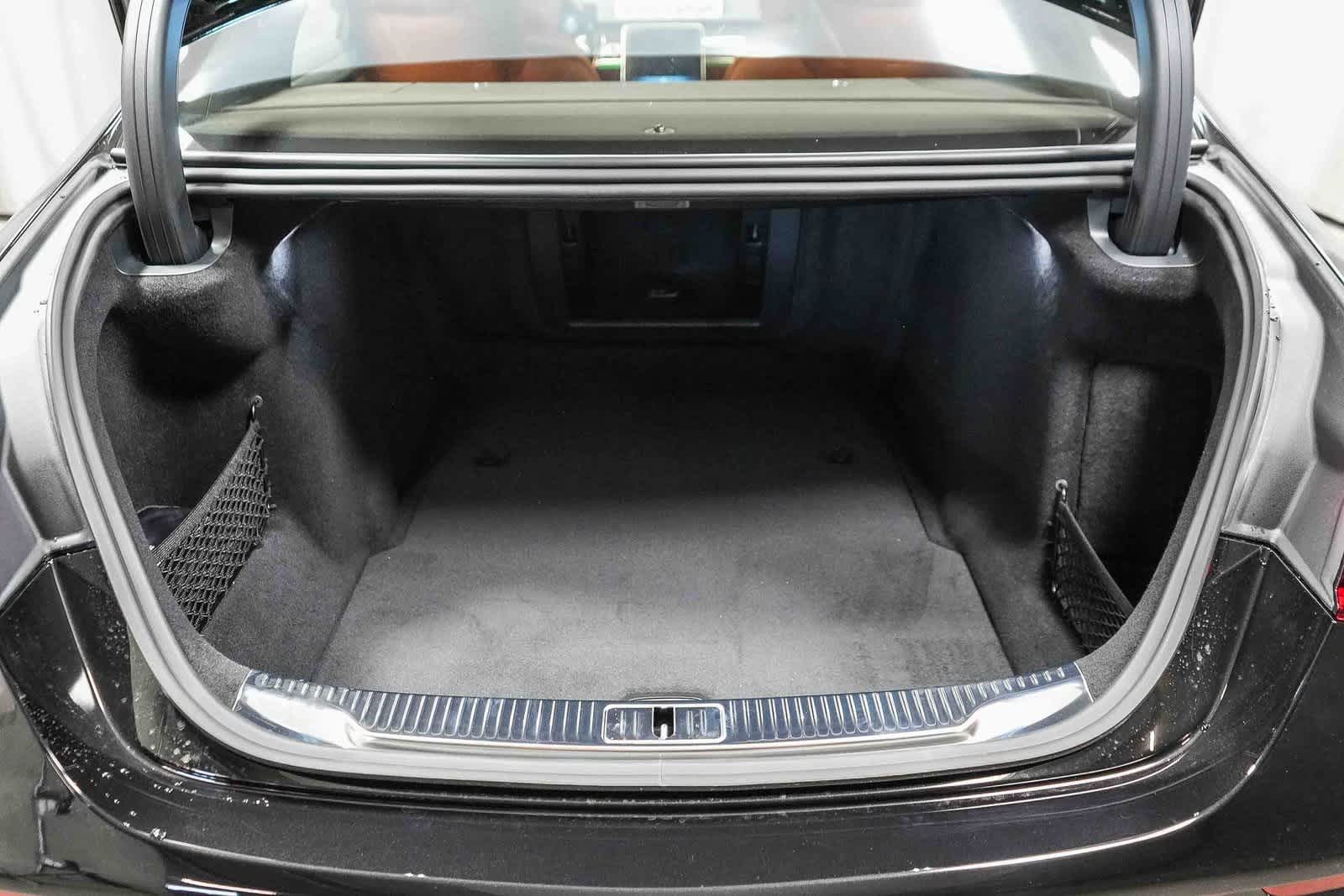 Thumbnail: 2026 Mercedes-Benz S-Class - 26