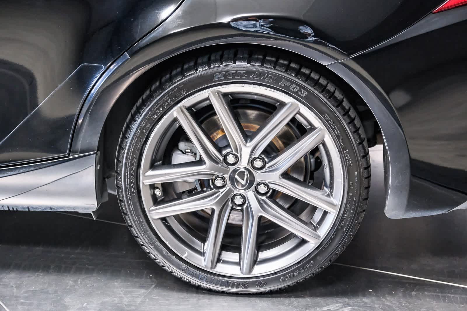 Thumbnail: 2017 Lexus IS - 9