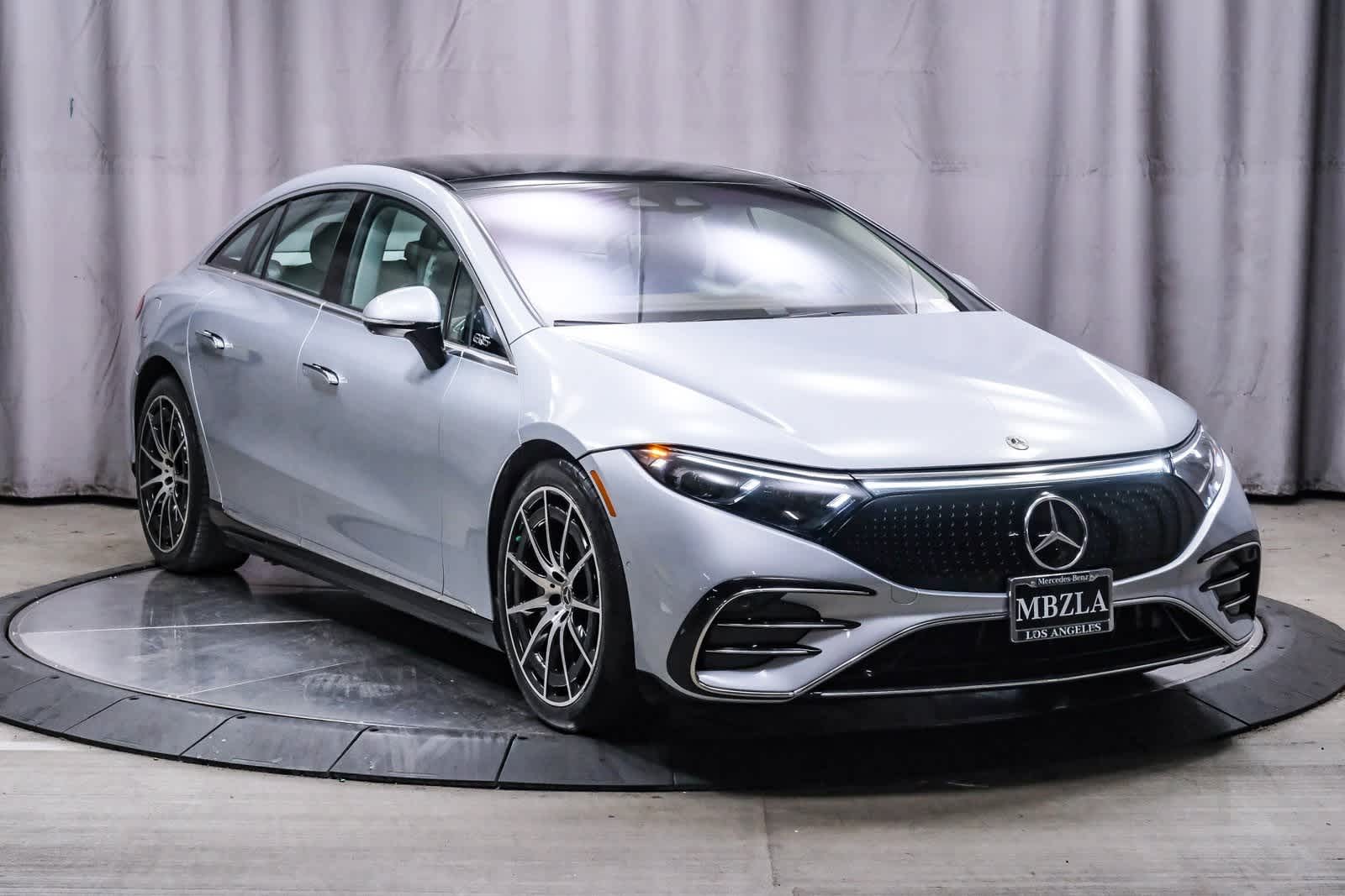 Thumbnail: 2022 Mercedes-Benz EQS - 5