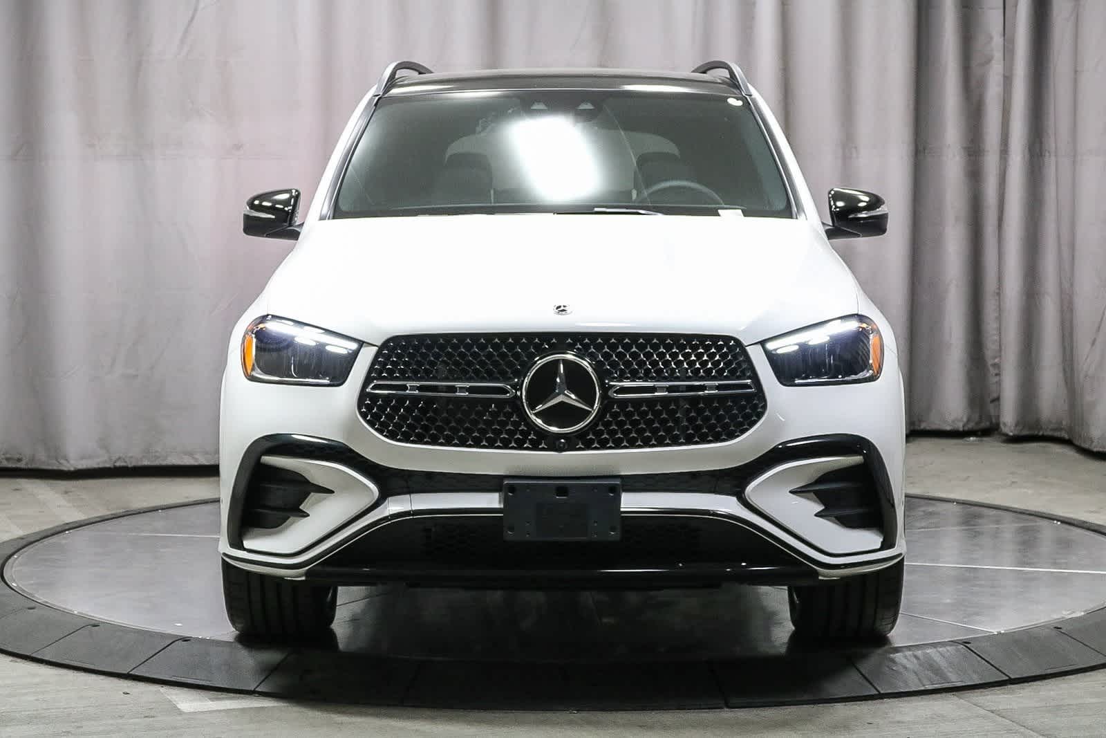 Thumbnail: 2026 Mercedes-Benz GLE - 2