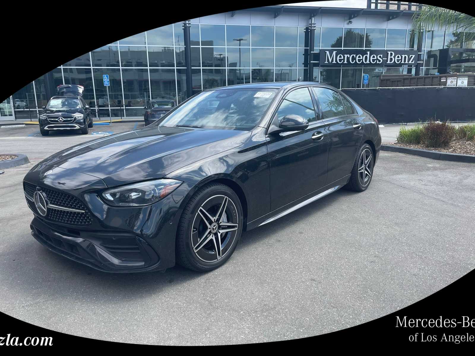 Thumbnail: 2023 Mercedes-Benz C-Class - 1
