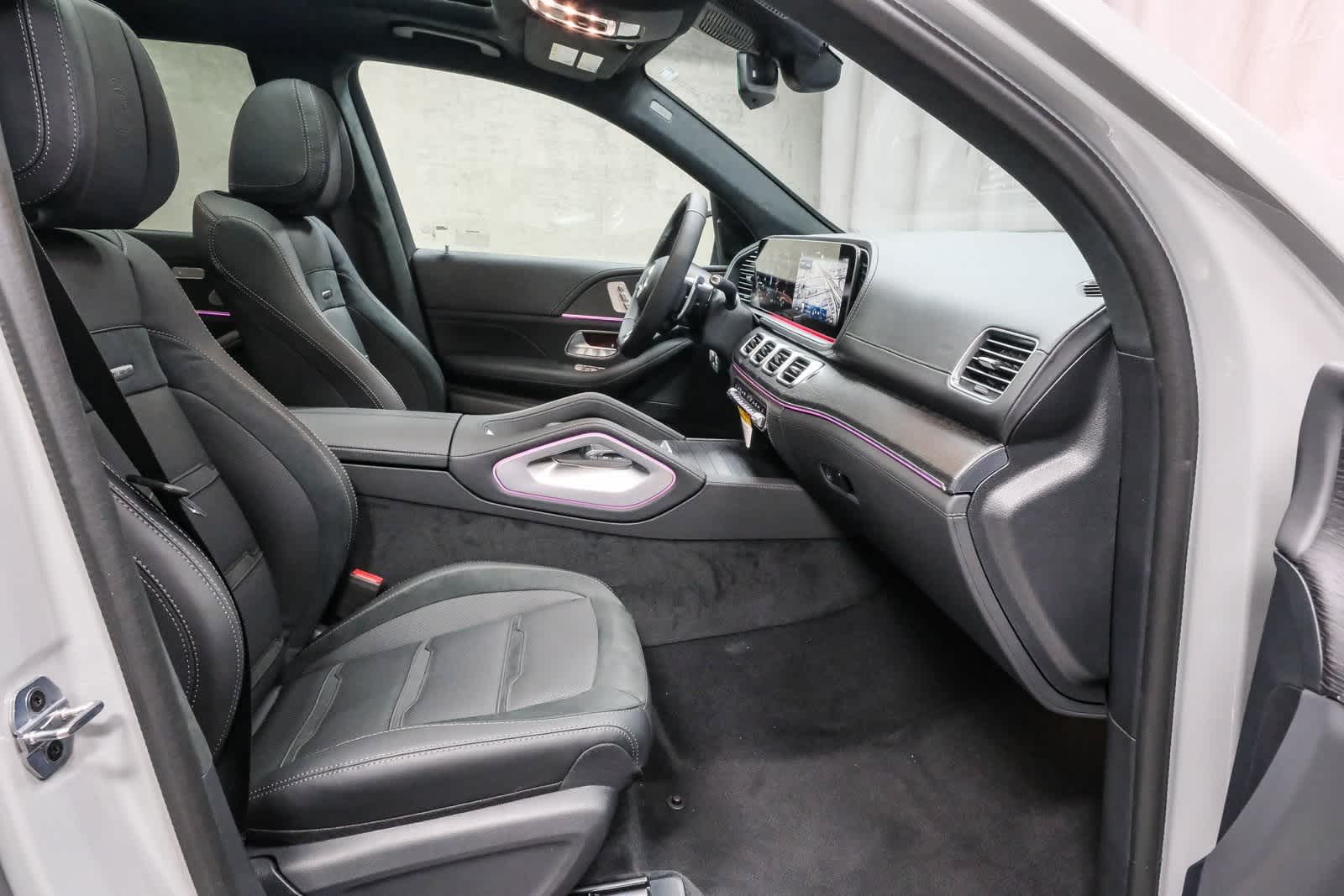 Thumbnail: 2026 Mercedes-Benz GL-Class - 18