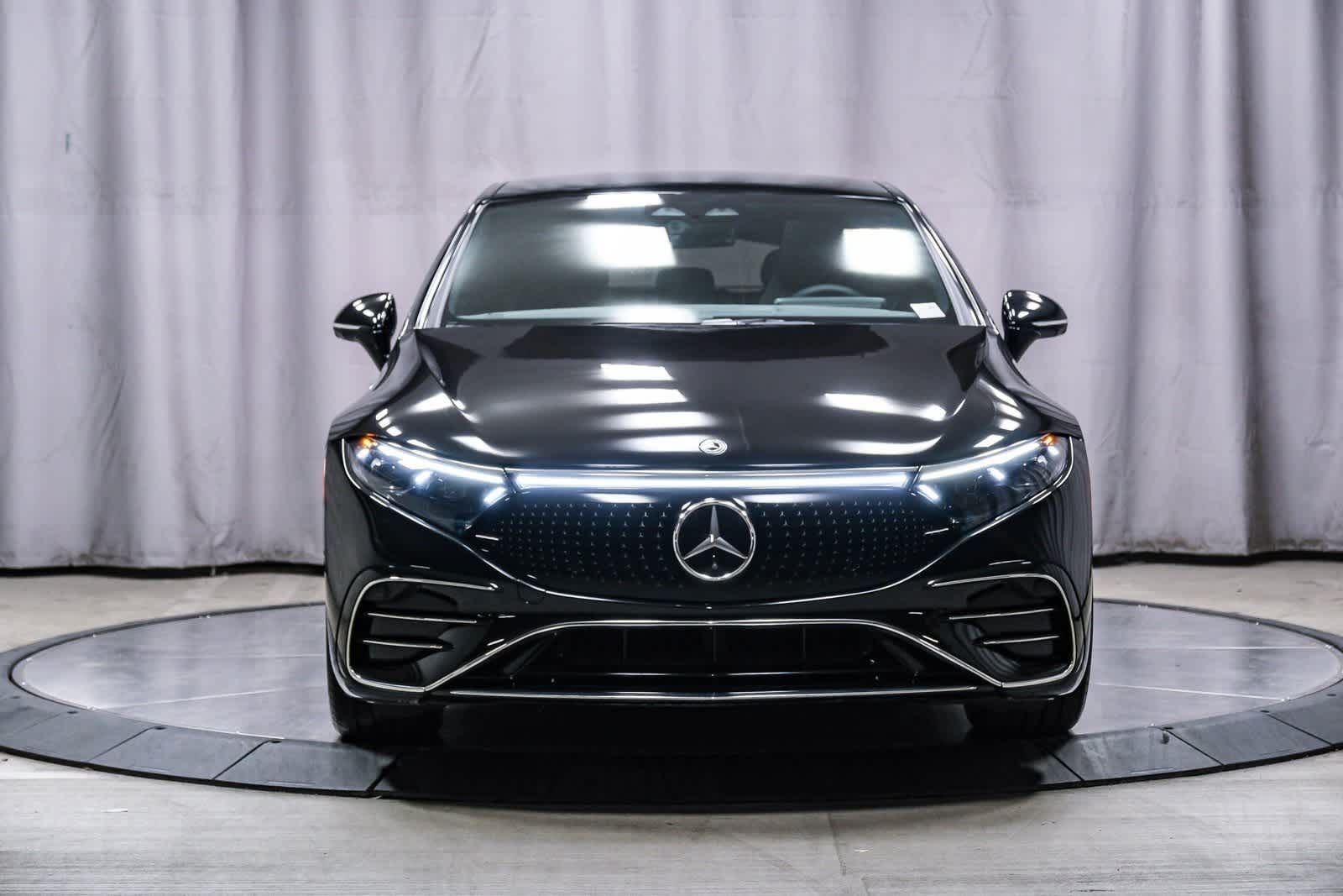 Thumbnail: 2023 Mercedes-Benz EQS - 6