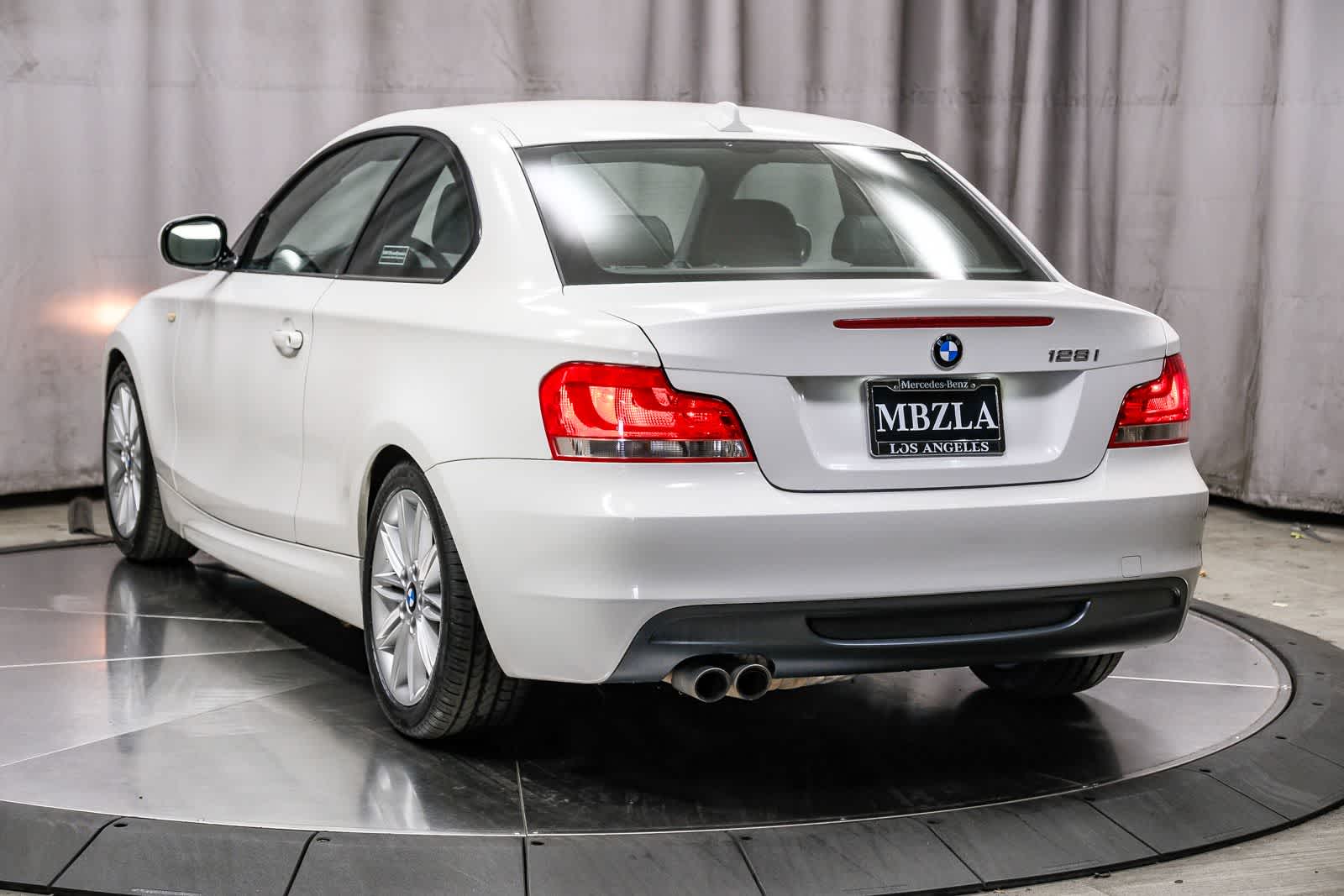 Thumbnail: 2012 BMW 1 Series - 2