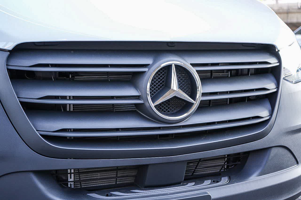 Thumbnail: 2026 Mercedes-Benz Sprinter - 5