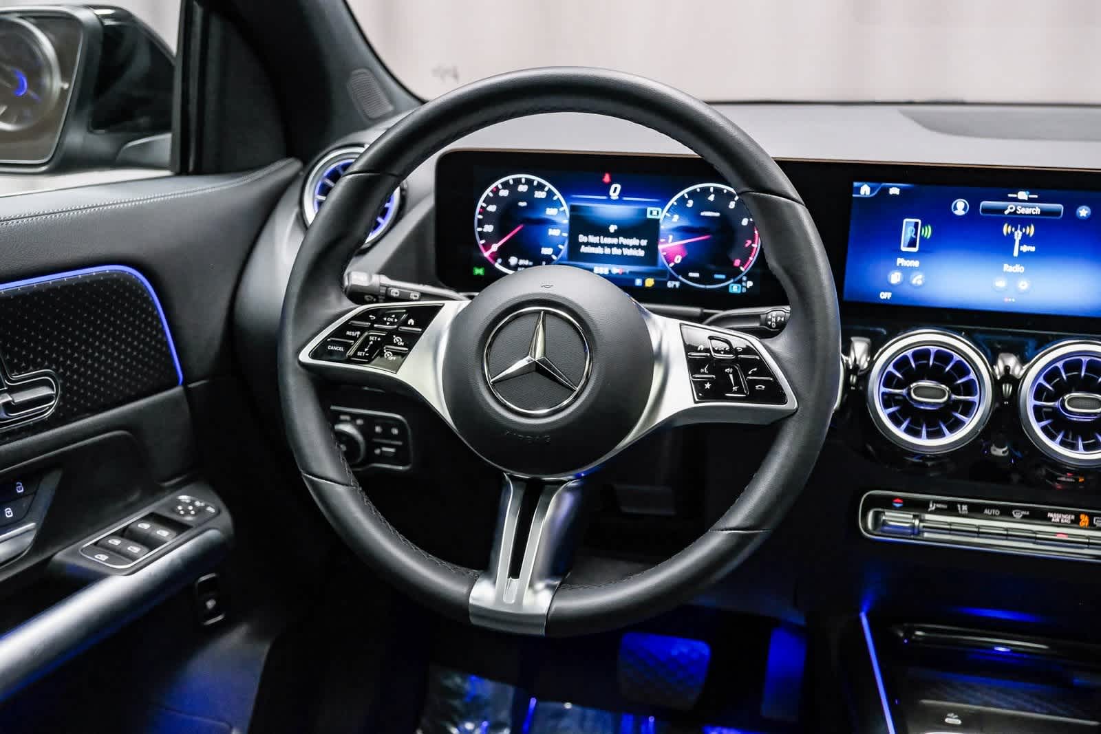 Thumbnail: 2025 Mercedes-Benz GLA - 17