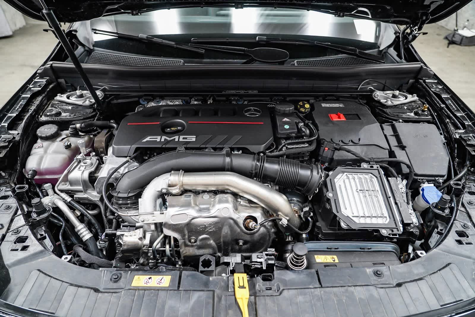 Thumbnail: 2025 Mercedes-Benz GLB - 27