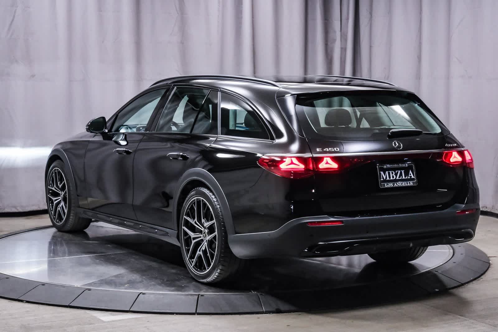 Thumbnail: 2025 Mercedes-Benz E-Class - 2