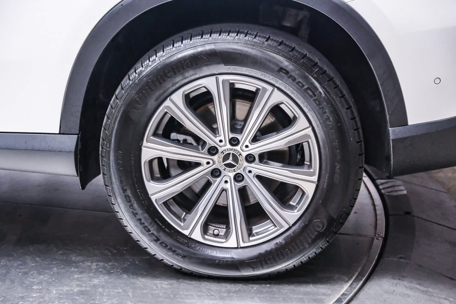 Thumbnail: 2025 Mercedes-Benz GLC - 9