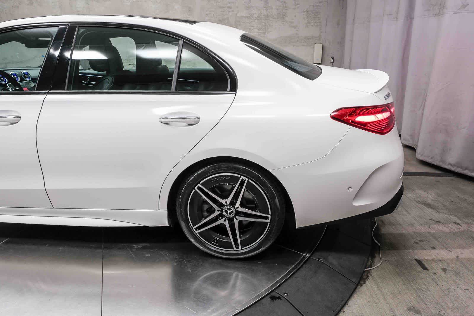 Thumbnail: 2022 Mercedes-Benz C-Class - 7