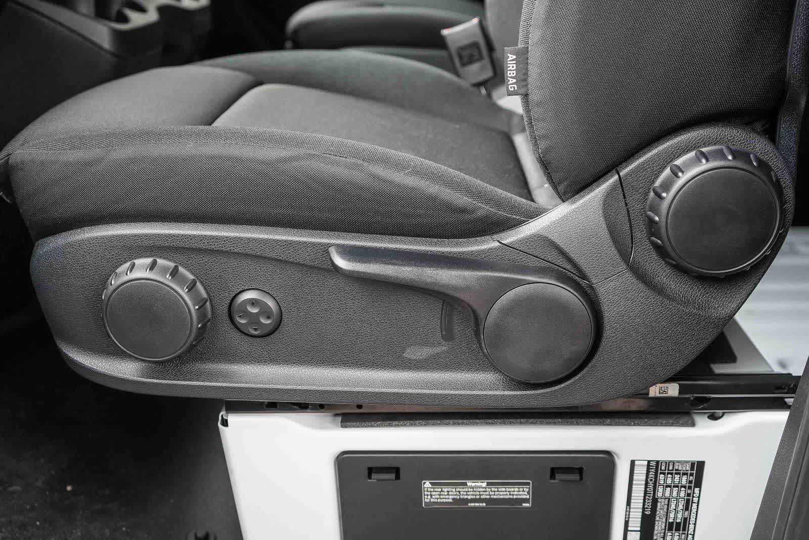 Thumbnail: 2026 Mercedes-Benz Sprinter - 18