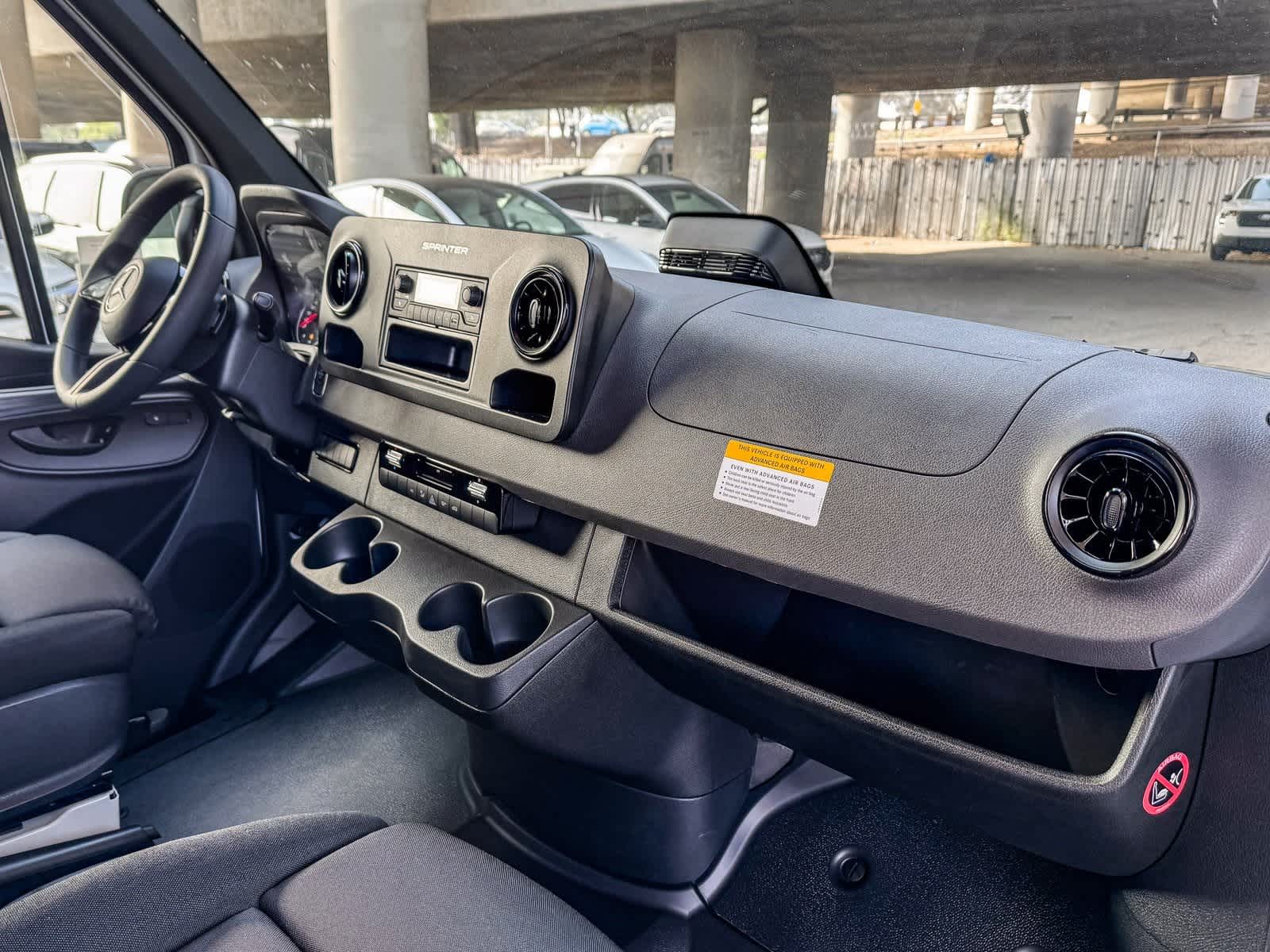 Thumbnail: 2026 Mercedes-Benz Sprinter - 13