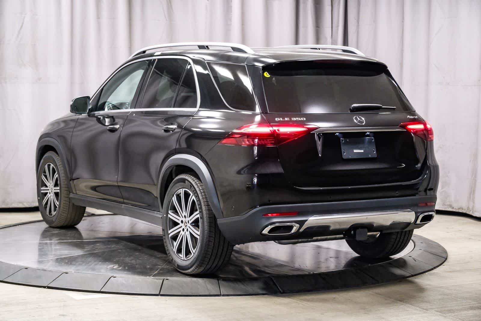 Thumbnail: 2026 Mercedes-Benz GLE - 2