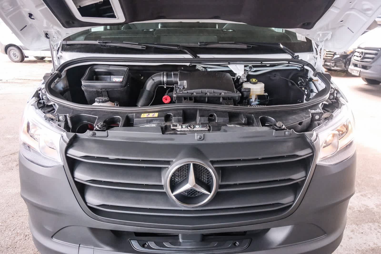 Thumbnail: 2023 Mercedes-Benz Sprinter - 26