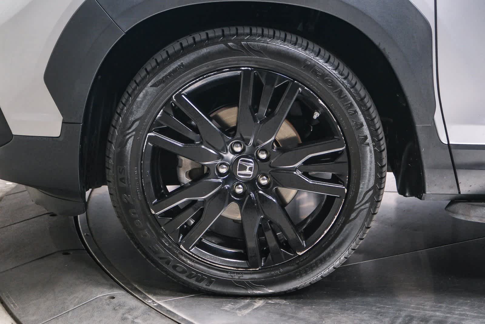 Thumbnail: 2019 Honda Passport - 10