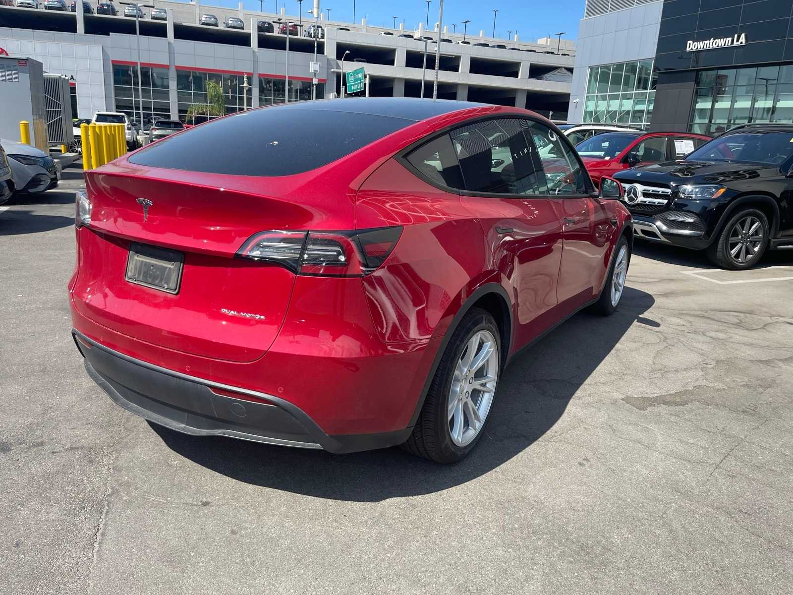 Thumbnail: 2021 Tesla Model Y - 3