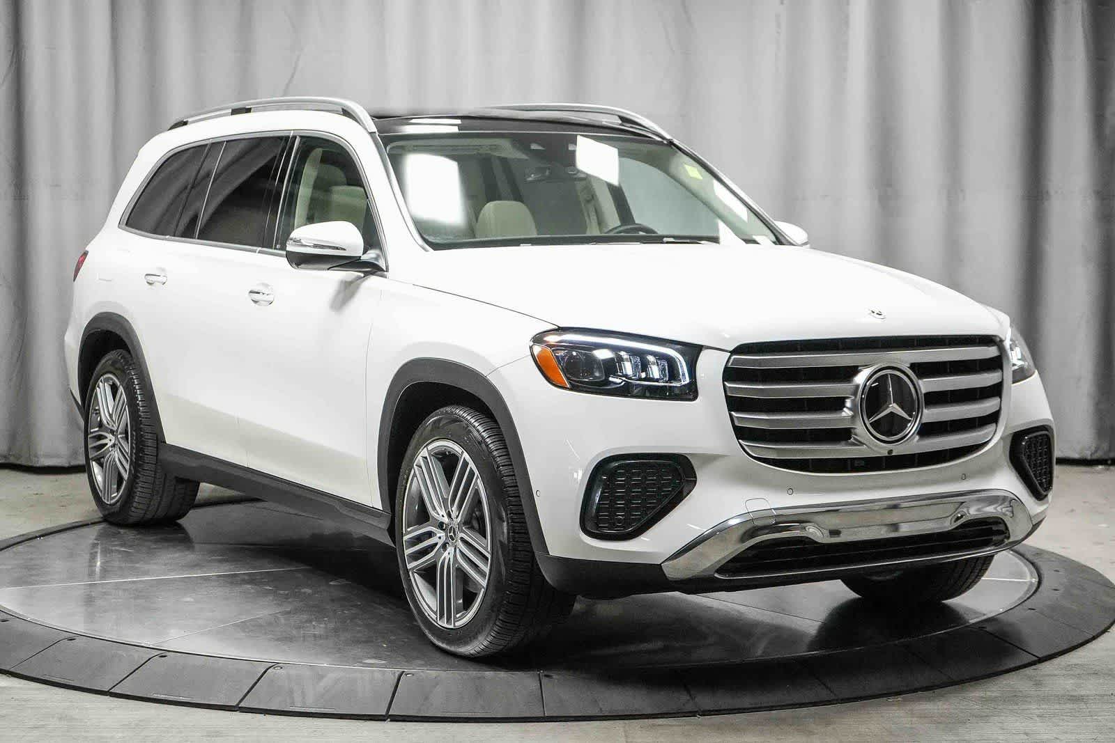 Thumbnail: 2025 Mercedes-Benz GLS - 3