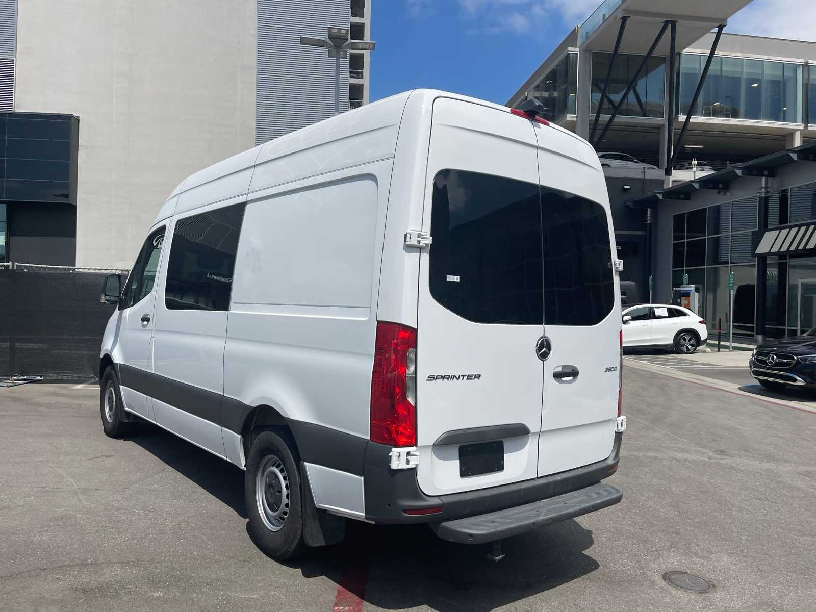 Thumbnail: 2024 Mercedes-Benz Sprinter - 2