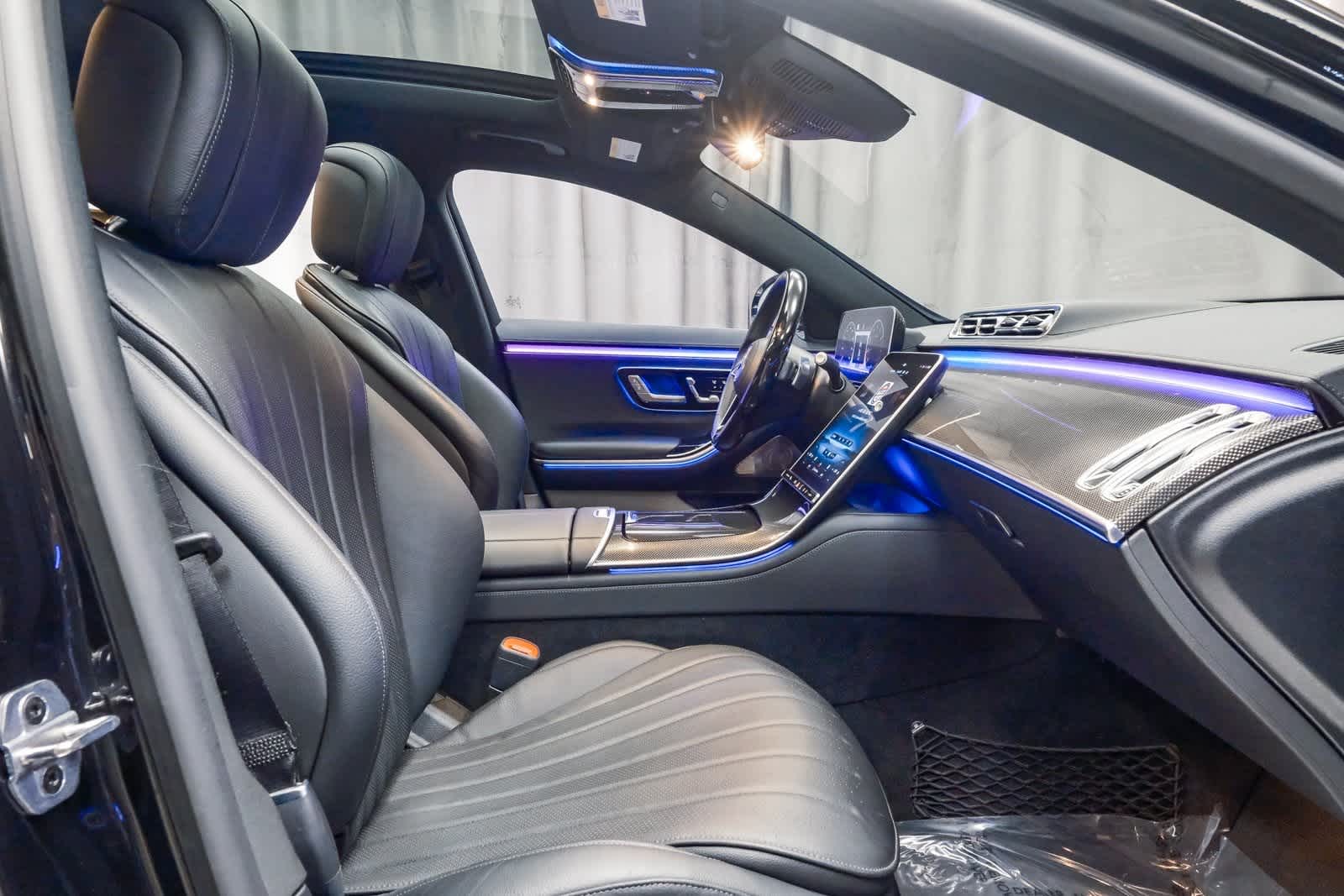 Thumbnail: 2022 Mercedes-Benz S-Class - 16