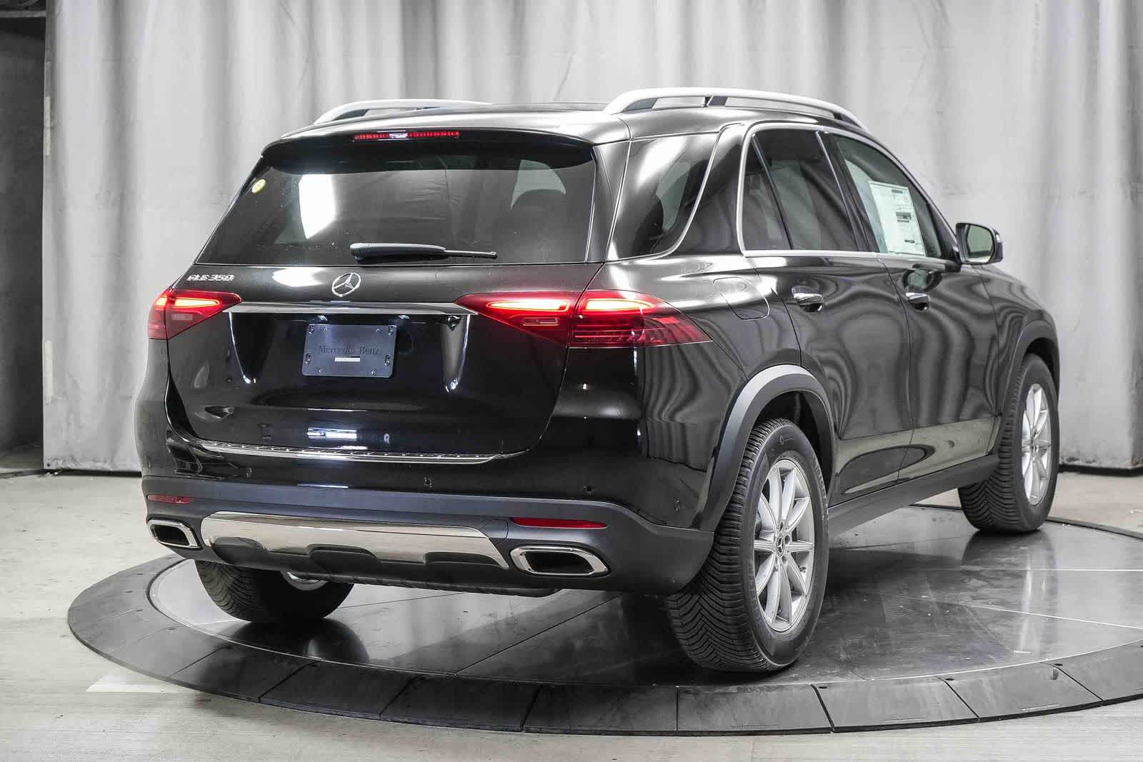 Thumbnail: 2026 Mercedes-Benz GLE - 6