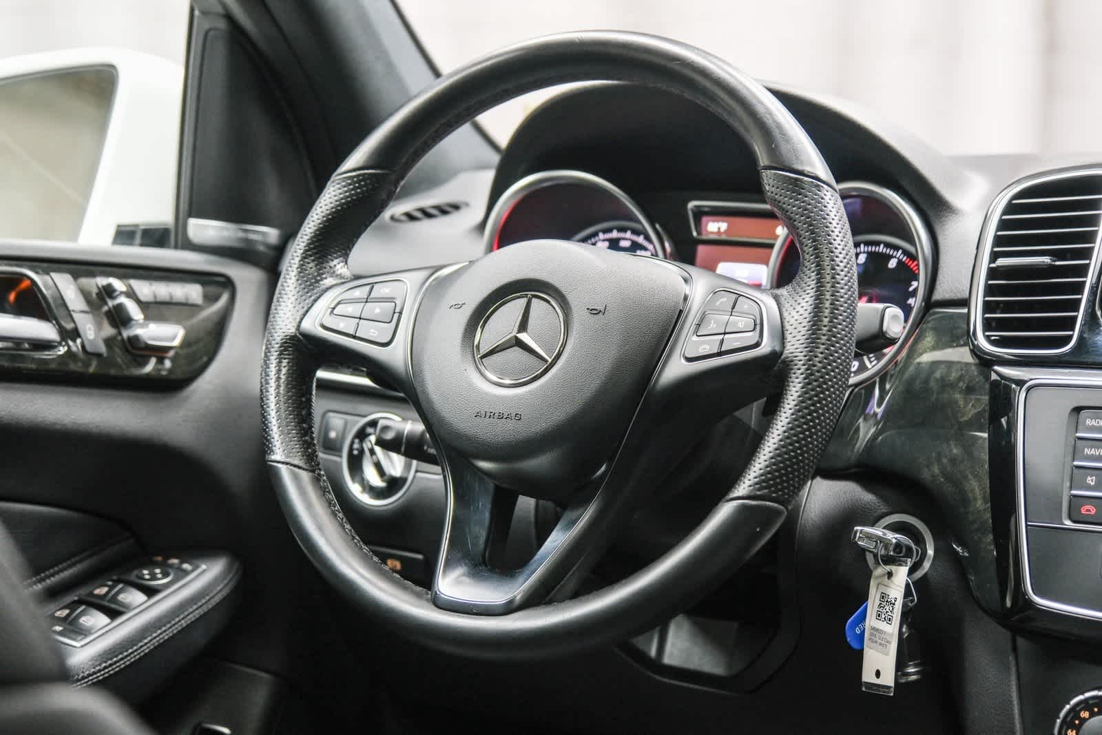 Thumbnail: 2018 Mercedes-Benz GLE - 18