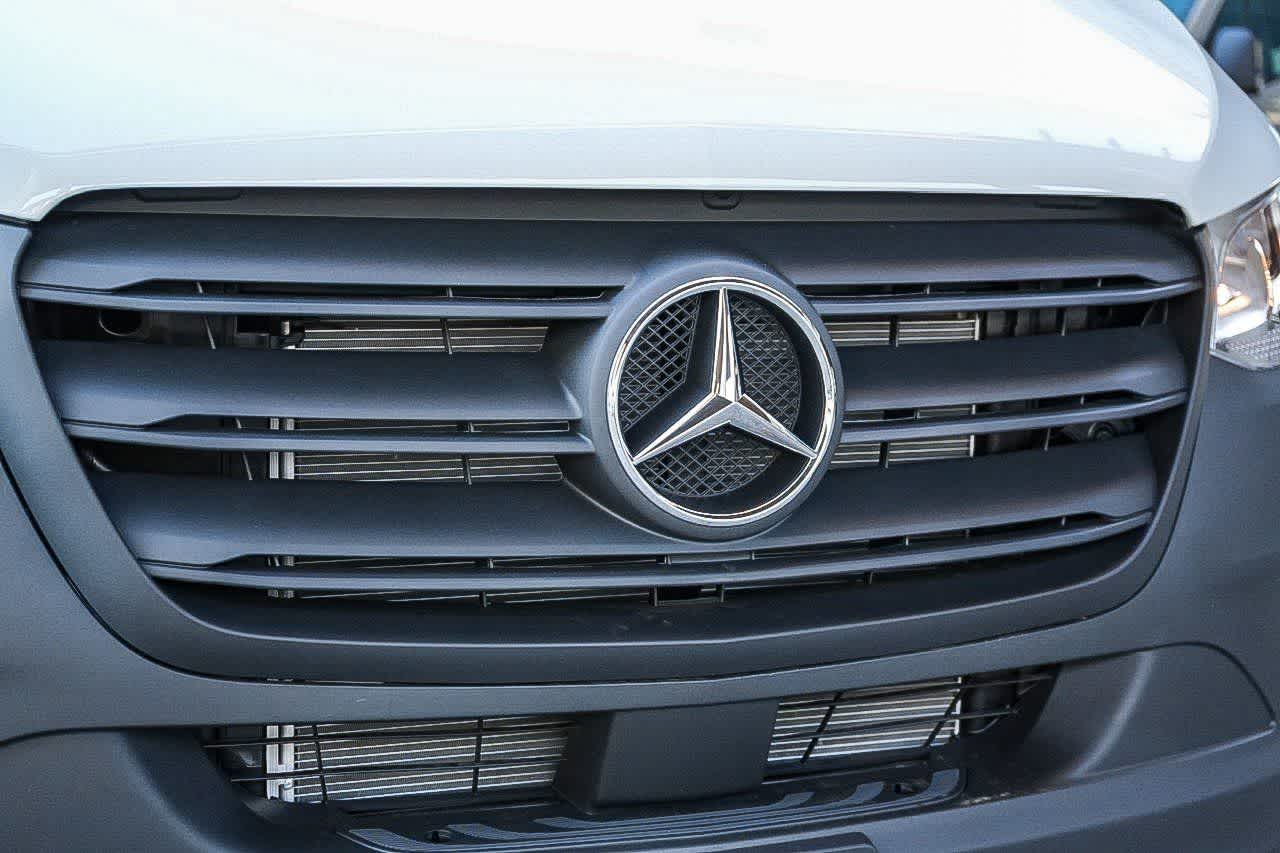 Thumbnail: 2026 Mercedes-Benz Sprinter - 5