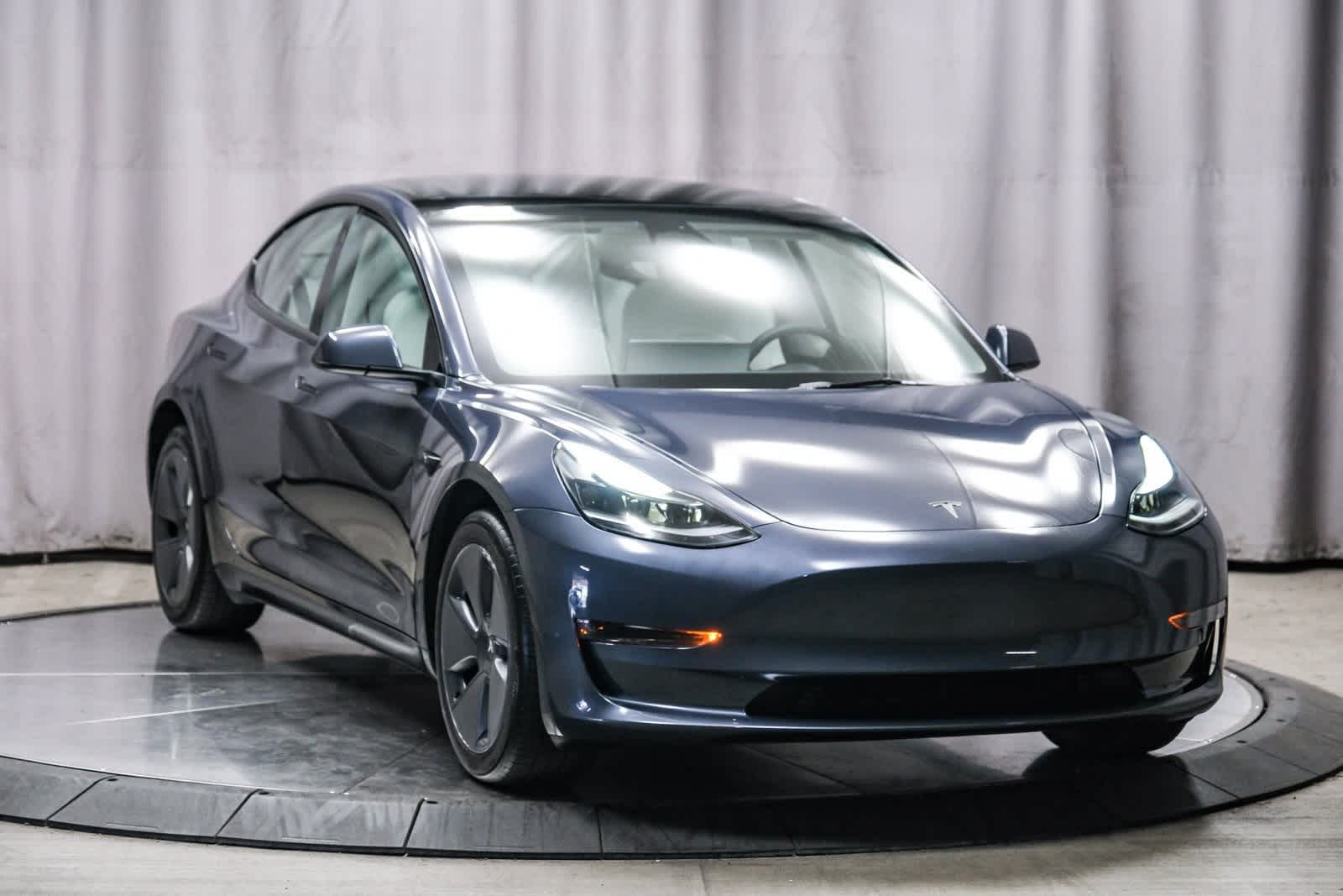 Thumbnail: 2023 Tesla Model 3 - 5