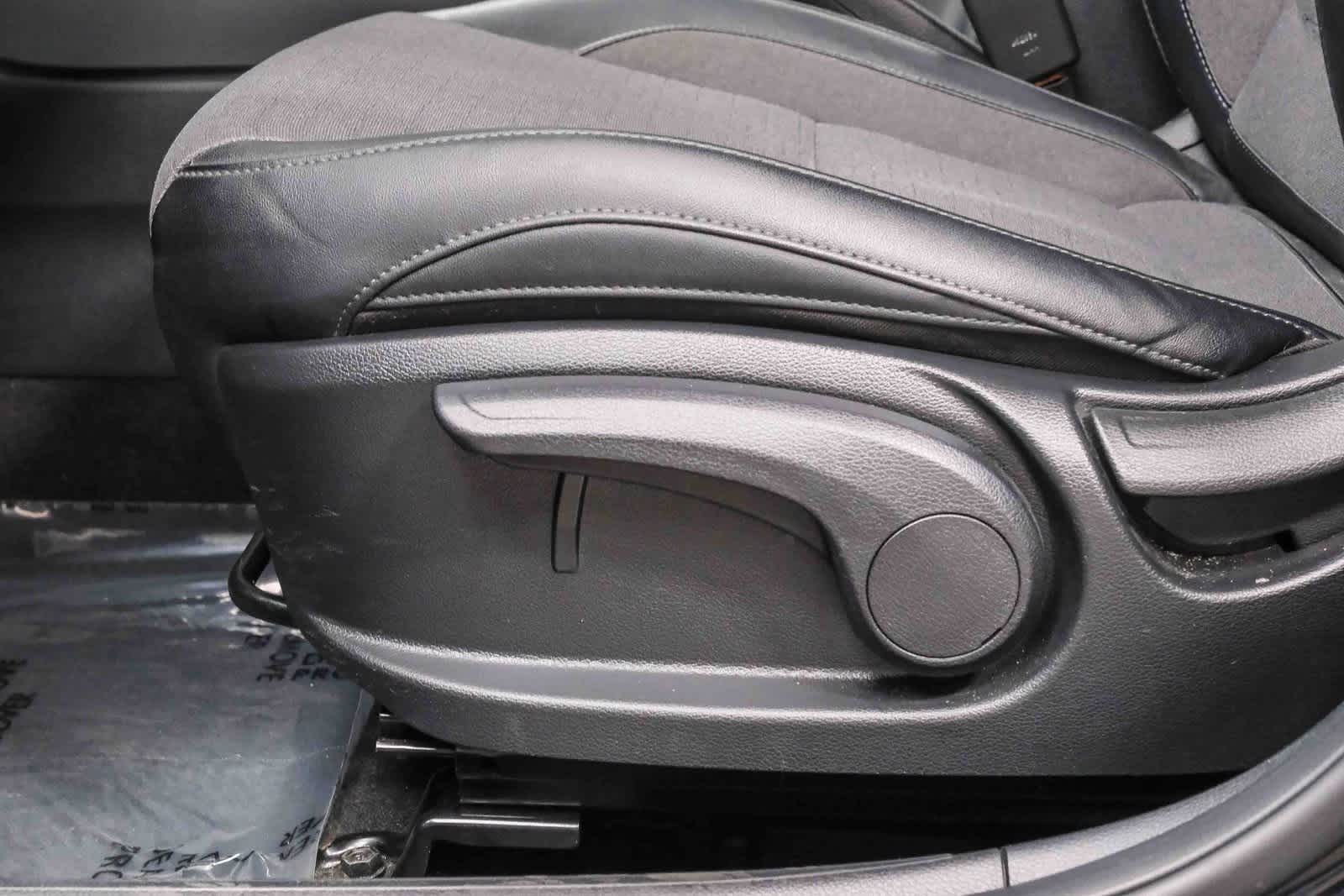 Thumbnail: 2021 Kia Seltos - 24