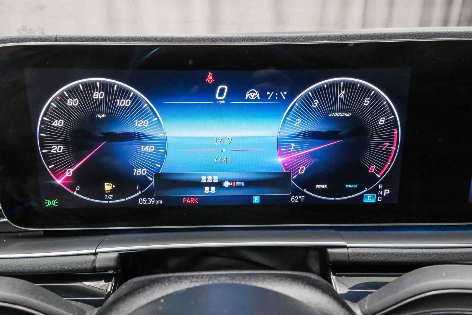 Thumbnail: 2025 Mercedes-Benz GLE - 25