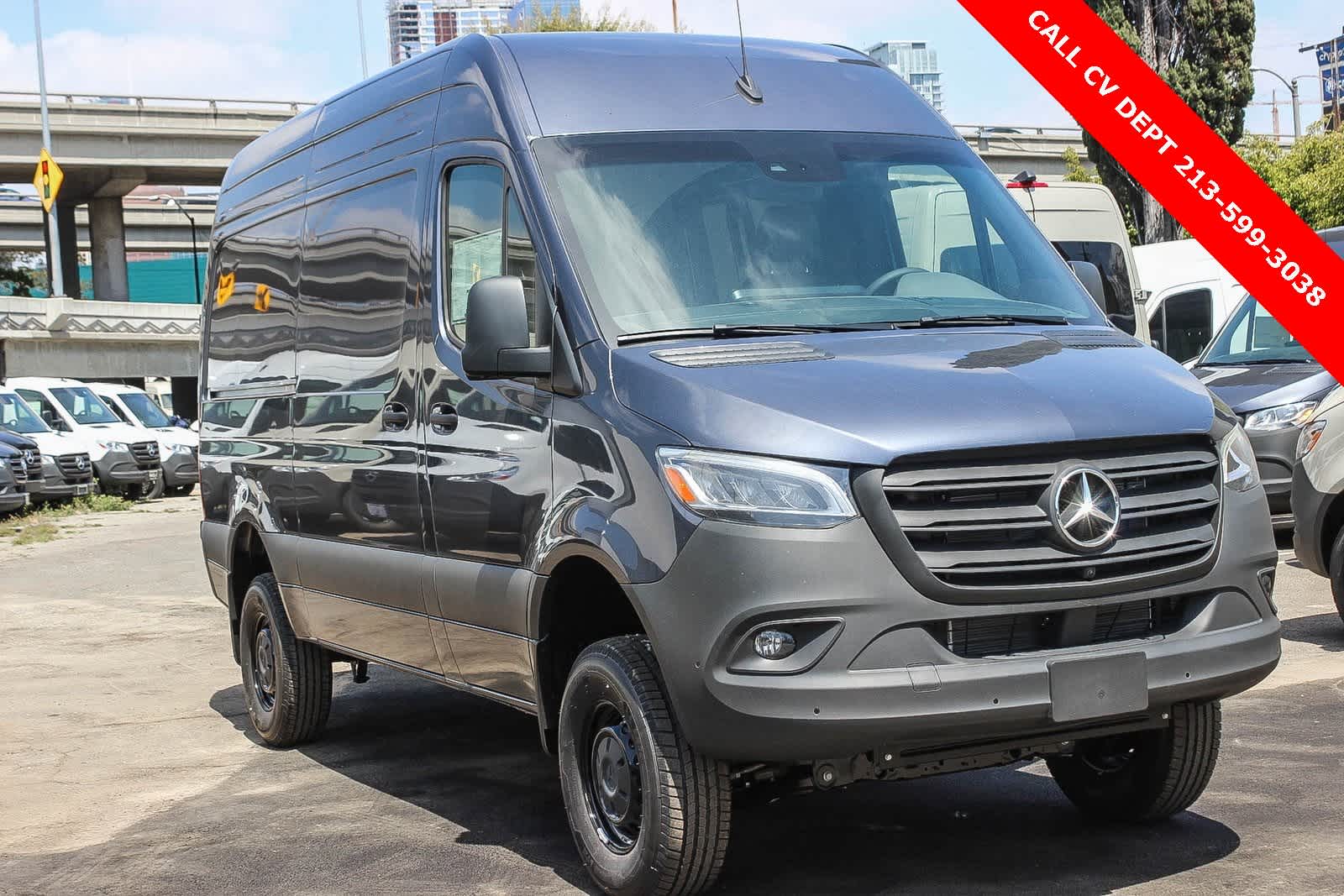 Thumbnail: 2024 Mercedes-Benz Sprinter - 3