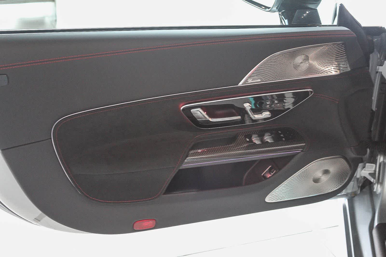 Thumbnail: 2024 Mercedes-Benz SL-Class - 19