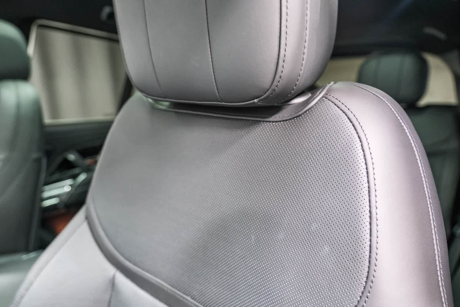 Thumbnail: 2024 Land Rover Range Rover - 20