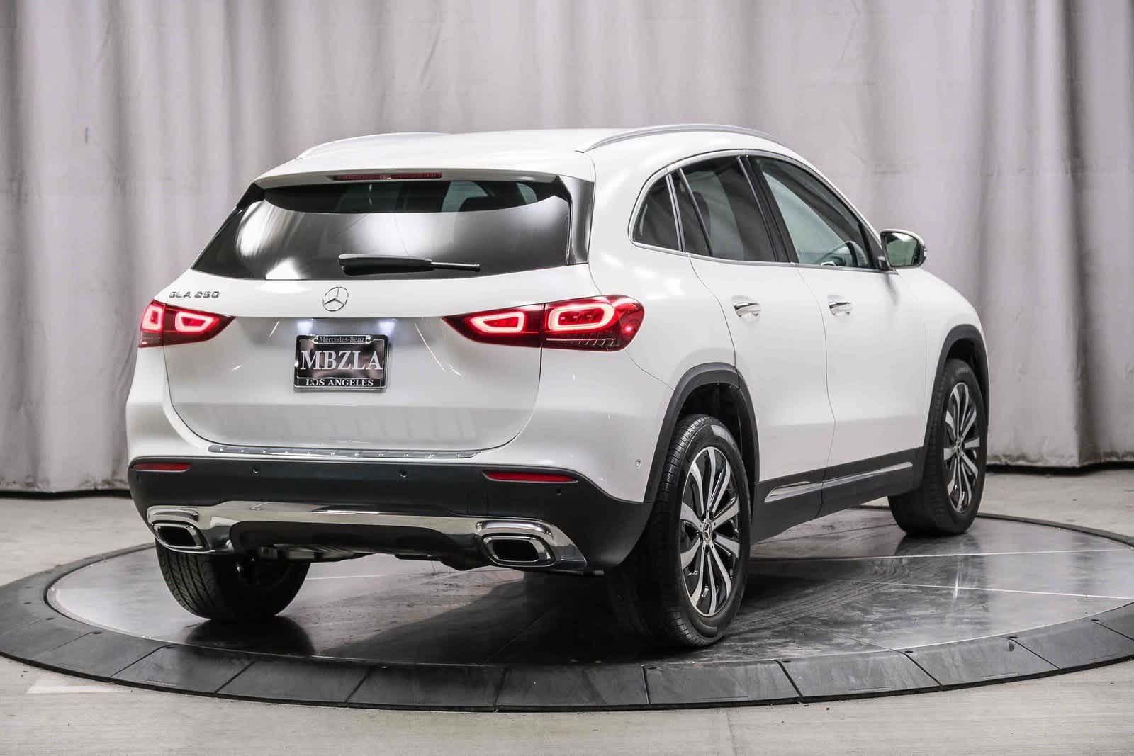 Thumbnail: 2023 Mercedes-Benz GLA - 4